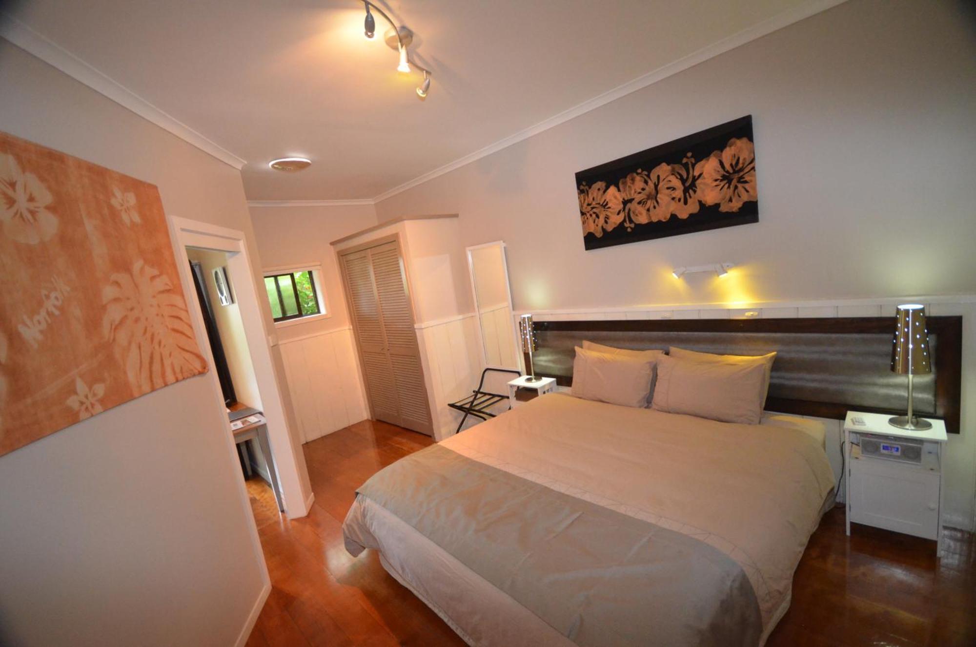 Cumberland Resort & Spa Burnt Pine Room photo